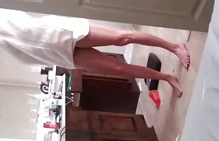 XXX Mulatto datang untuk indo mesum pelajar mencari pekerjaan