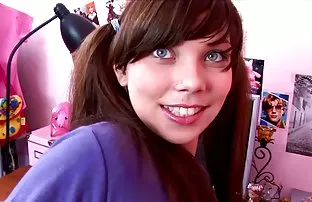 XXX Amandine- Magic bokep indo mesum terbaru strip