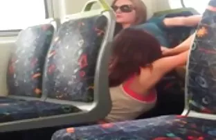 XXX istri sexwife atau istri pelacur 3gp indo pelajar