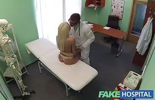 XXX Makan malam bokep indo smp 4 jakarta dan makan siang untuk puting penuh nafsu